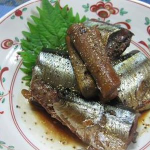 秋刀魚とごぼうの赤ワイン煮
