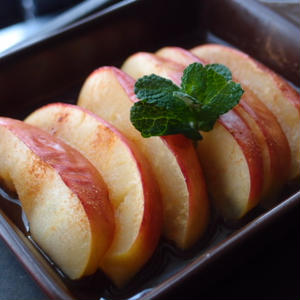 シナモン風味の簡単焼きりんご