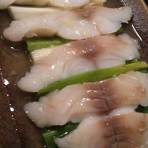 塩締め鯛と九条ねぎの蒸し物・生姜あんかけ