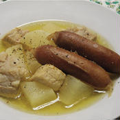 大根と豚肉のスープ、サフラン風味