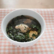 モロヘイヤと鶏団子のスープ
