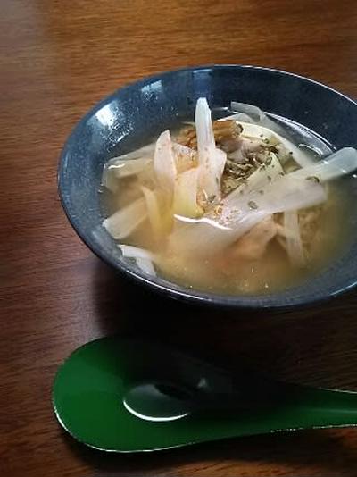 よく噛んで、ぽかぽかスープ (白葱と山えのき茸)