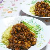 かさまし肉味噌のジャージャー麺