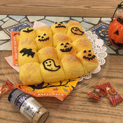 子供が喜ぶ☆かぼちゃとポピーのチョコ入りちぎりパン