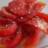 冷た〜いトマト、ハーブの香りのサラダ