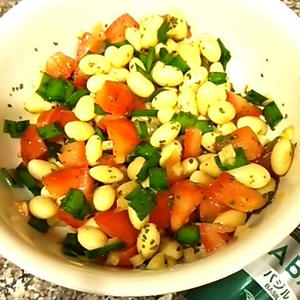 バジル風味の大豆サラダ