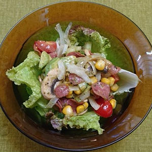 カルパスと野菜のバルサミコ酢風味サラダ