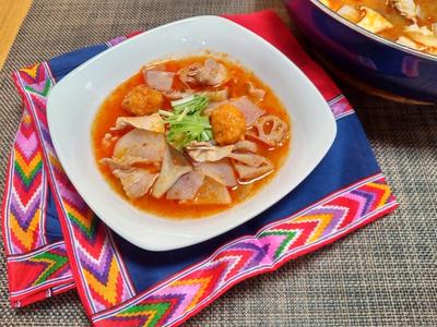 豚肉と根菜のうまうま海老風味スープ
