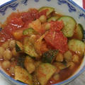 ズッキーニとひよこ豆のチリ煮 by ヤマドルさん