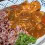 十穀米と骨付きチキンのカレー
