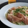 生ハムとアスパラのクリームパスタ