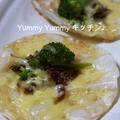 餃子の皮ｄｅ甘露ちりめんとブロッコリーのうす焼きピザ♪ by ゆみぴいさん