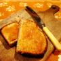 HBで焼いた全粒粉はちみつパン。