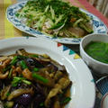 かなり節約レシピ！鶏むね肉と野菜のたたき梅風味、ナスと鶏皮の炒め物 by とりちゃんマミィさん