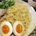 トロトロ煮玉子と六厘舎のつけ麺で満腹ランチ by らるむ。さん