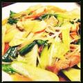 残り野菜のオイル蒸しで和風八宝菜風な炒めもの。 by はちこさん