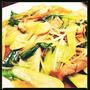 残り野菜のオイル蒸しで和風八宝菜風な炒めもの。