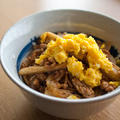黄金のタレ　de　三色ごぼう丼 by むしまろンさん
