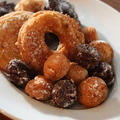 Doughnuts by Higucciniさん