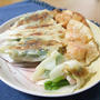ほうれん草のバターソテー入り焼き餃子と白舞茸・チーズ・お餅・ピザソース入りの揚げ餃子