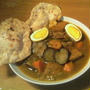 薬膳カレーと手作りチャパティ