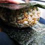ぜひ、おいしい海苔を使って！ニンジンの葉の「混ぜごはんおにぎり」☆