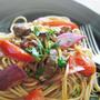 スモークオイスターとトマトのパスタ