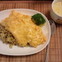 チーズオムレツ　オン　カレーピラフ