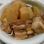 大根と塩豚の煮物！