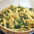 菜の花と小エビのパスタ（サラダもご一緒に♪） by AKIKOさん