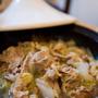 タジンで豚と白菜の梅肉蒸し