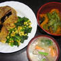 今日の晩御飯：貧乏メニュー（トンペイ焼き、チンゲン菜のソテー、豚汁）