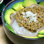 イカ納豆のネバネバ丼-イカげそのごろ和え付き