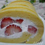 いちごのシフォンロールケーキ