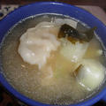 餃子と青梗菜のアジア３ヶ国風味（鶏ガラ・韓国 DASHIDA・味噌）のスープ