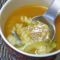 かぼちゃとマカロニのチーズミネストローネスープ